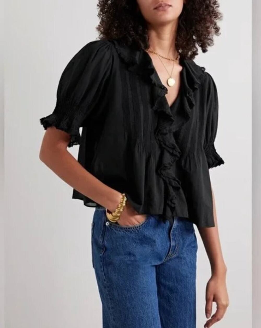 Doen Black Ruffle Short Sleeve Blouse